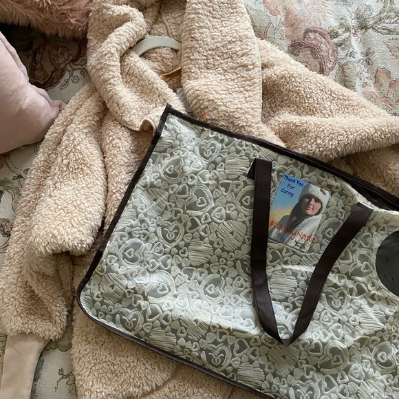 Cream Teddy Oversized Jacket - Picture 4 of 5